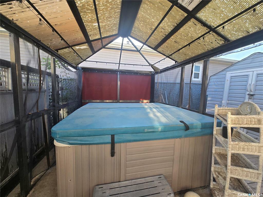 Property Photo: 41 Crystal Drive SK S4L 1B4