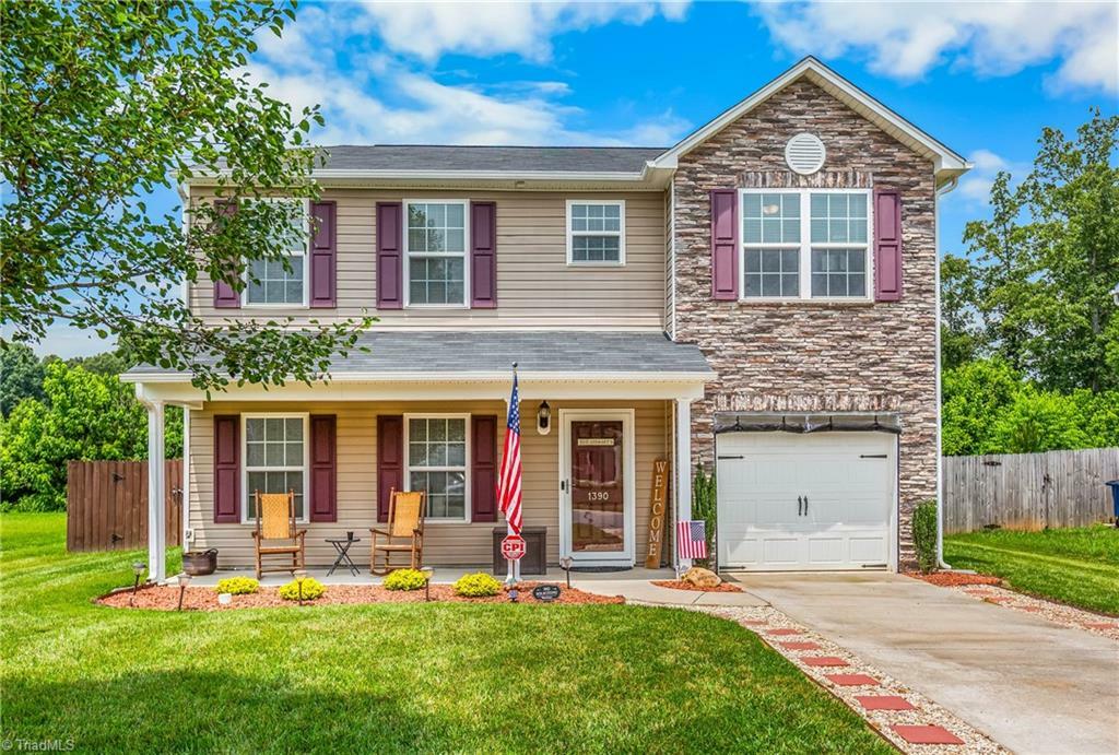 Property Photo: 1390 Aurora Glen Drive NC 27045