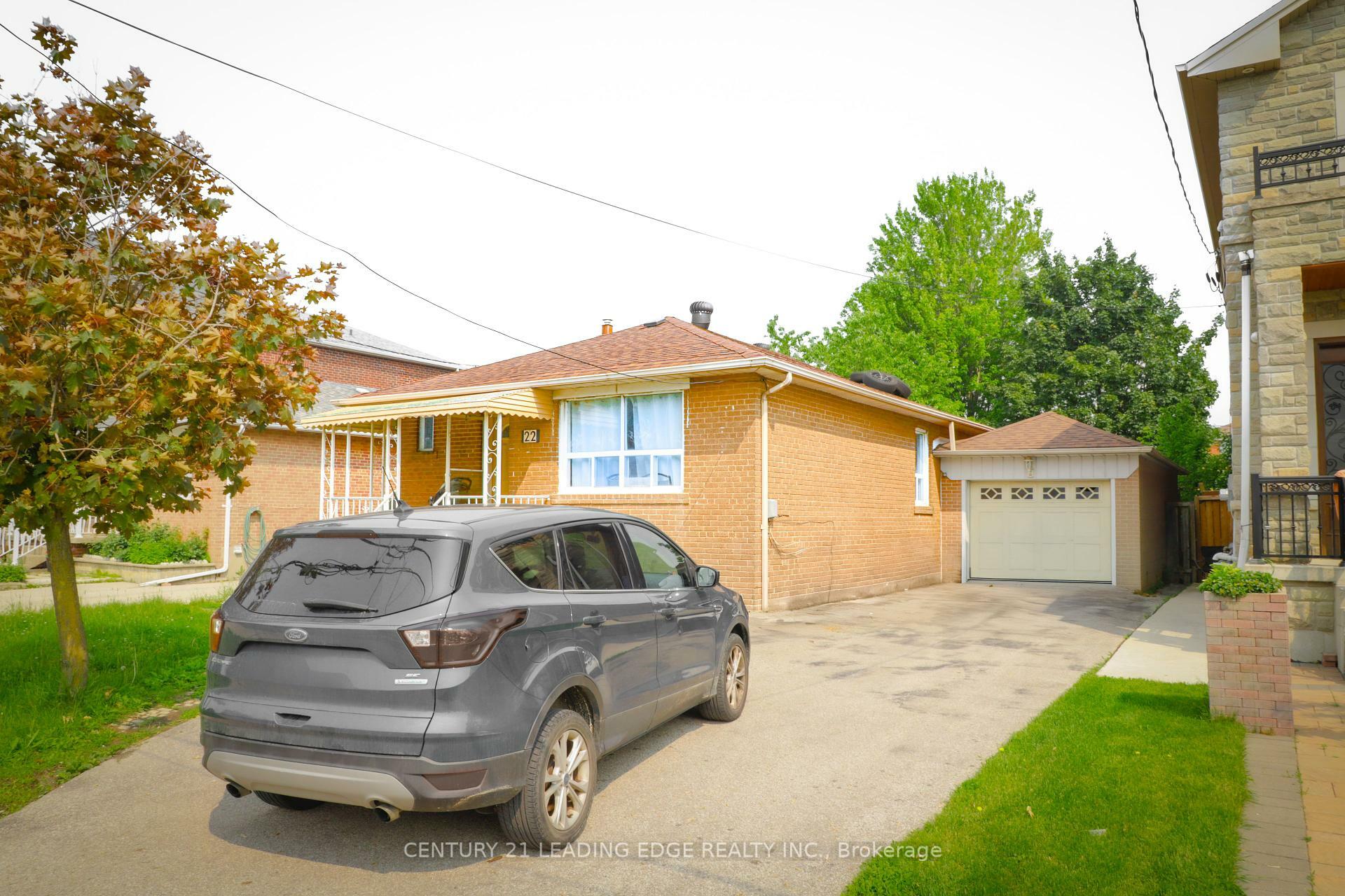 Property Photo: 22 Katherine Road ON M3K 1H9