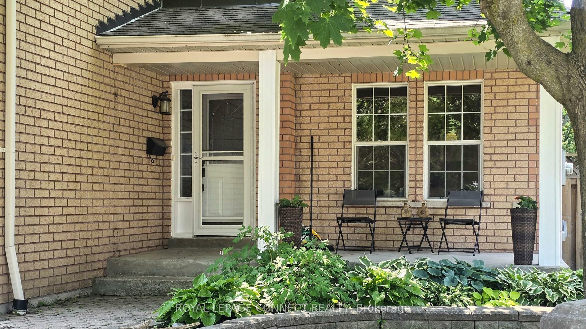 Property Photo:  68 McBeth Place N  ON L1M 1E8 