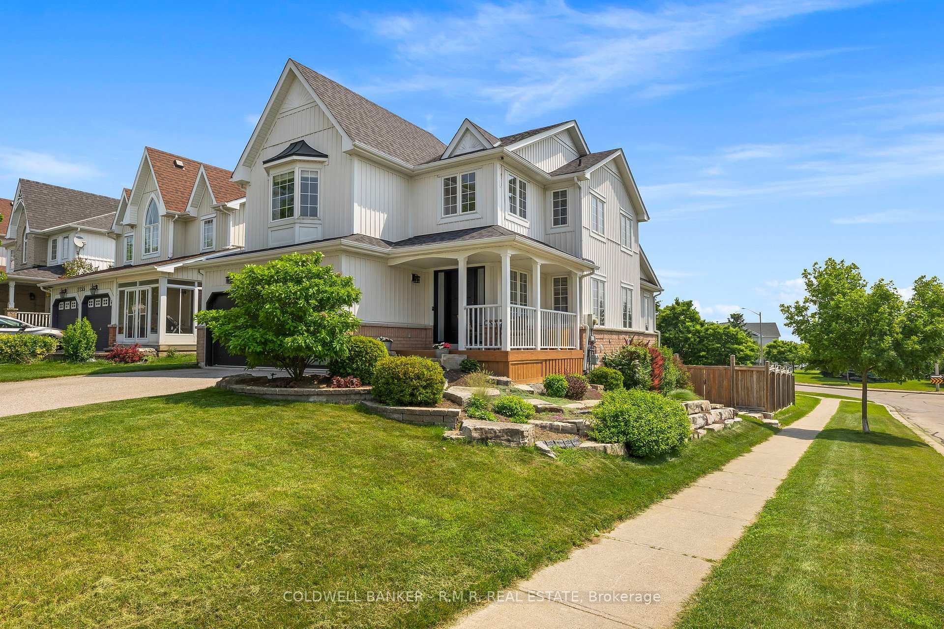 1151 Ashgrove Crescent  Oshawa ON L1K 2X7 photo