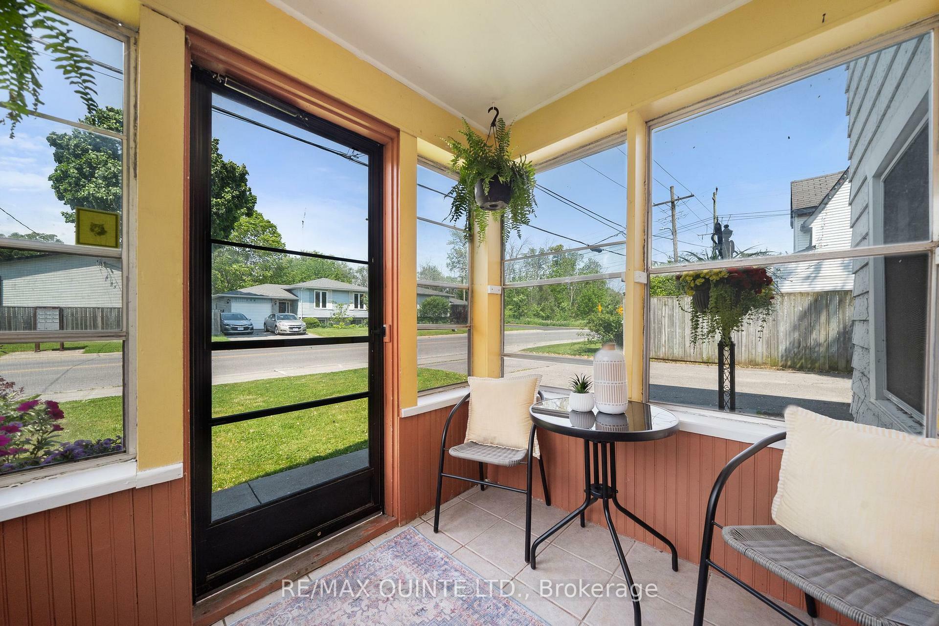 Property Photo: 109 Princess Street ON K8V 1T6