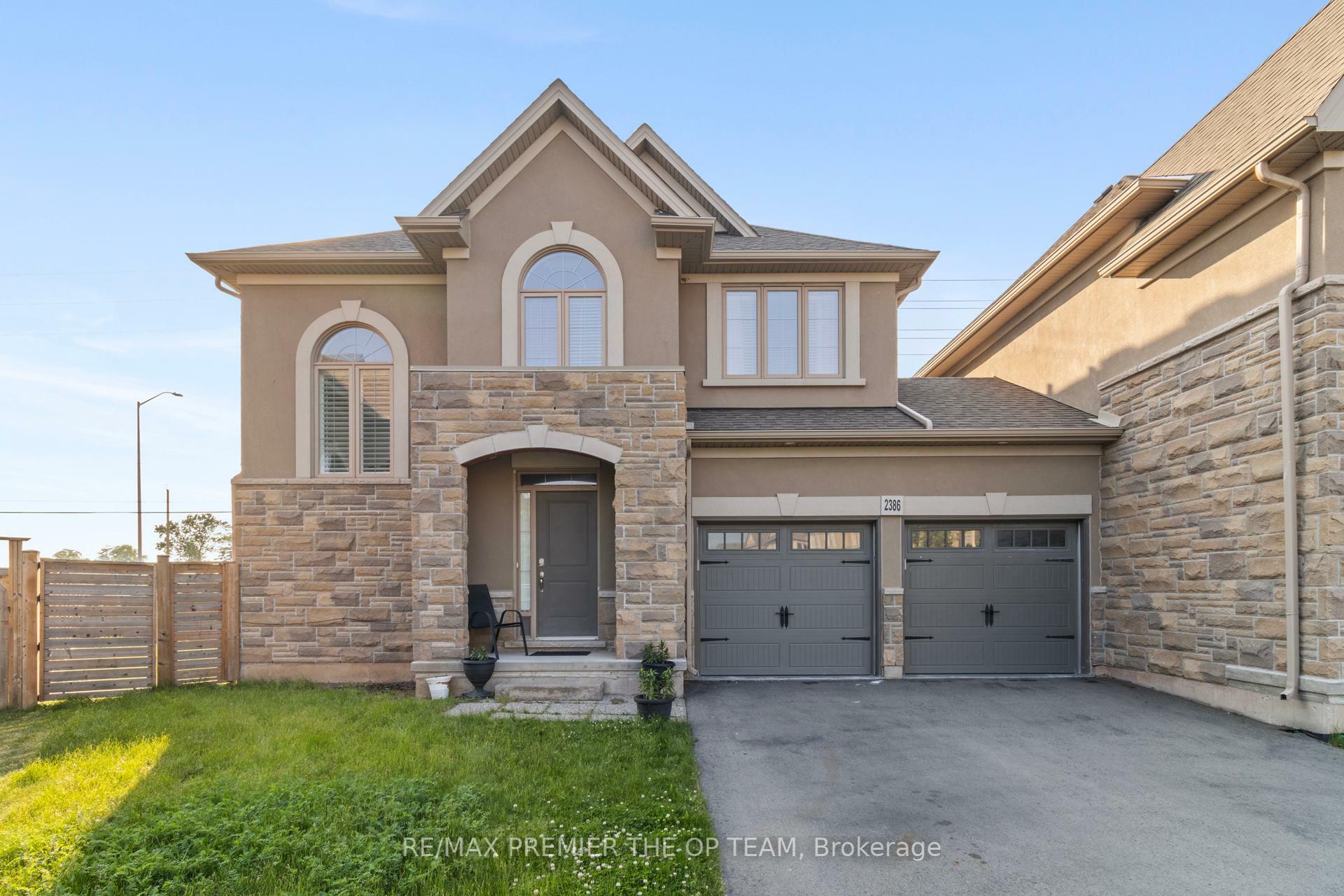 Property Photo: 2386 Natasha Circle ON L6M 1P2