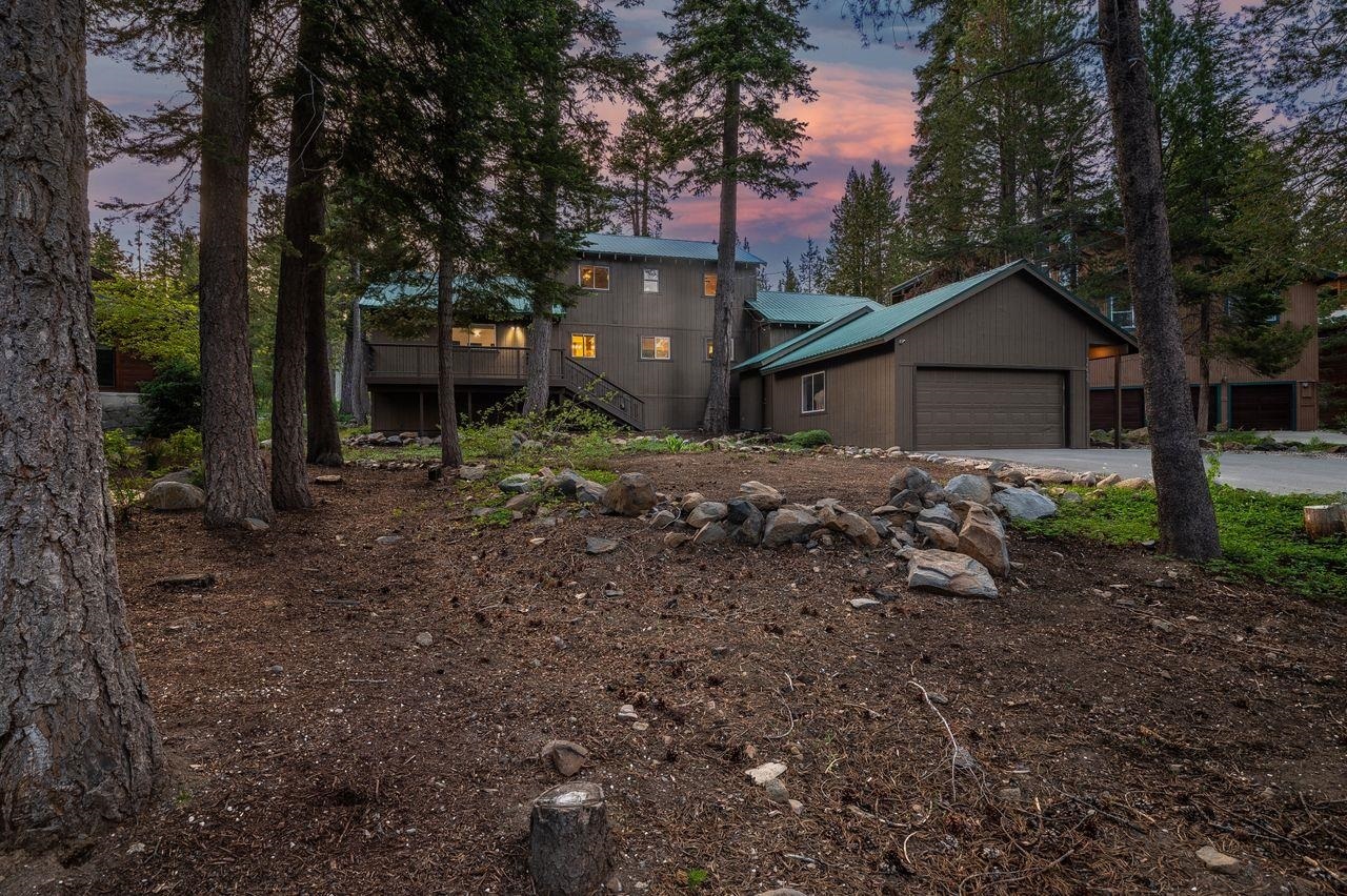 14450 Swiss Lane  Truckee CA 96161-7122 photo