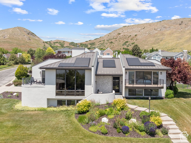 Property Photo:  195 E North Sandrun Rd N  UT 84103 