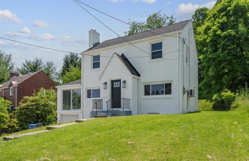 Property Photo: 4736 Doyle Rd PA 15227
