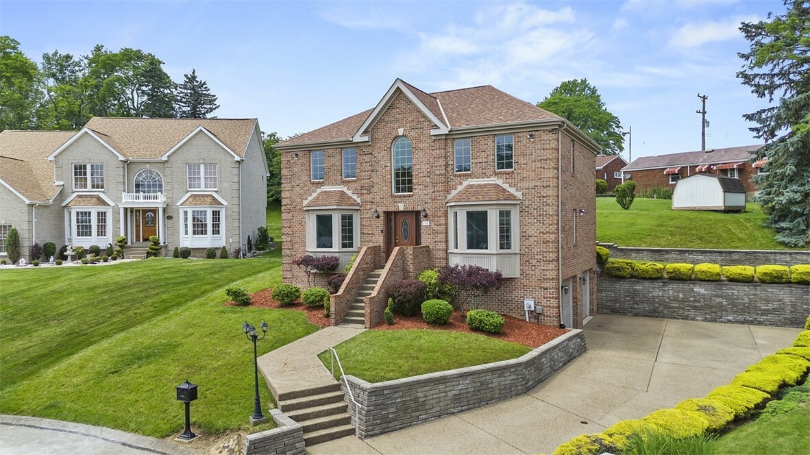 Property Photo: 110 Northgate PA 15122