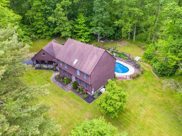 Property Photo: 10 Briarwood Lane PA 16345