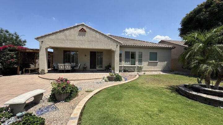 Property Photo: 2531 E Iris Drive AZ 85286