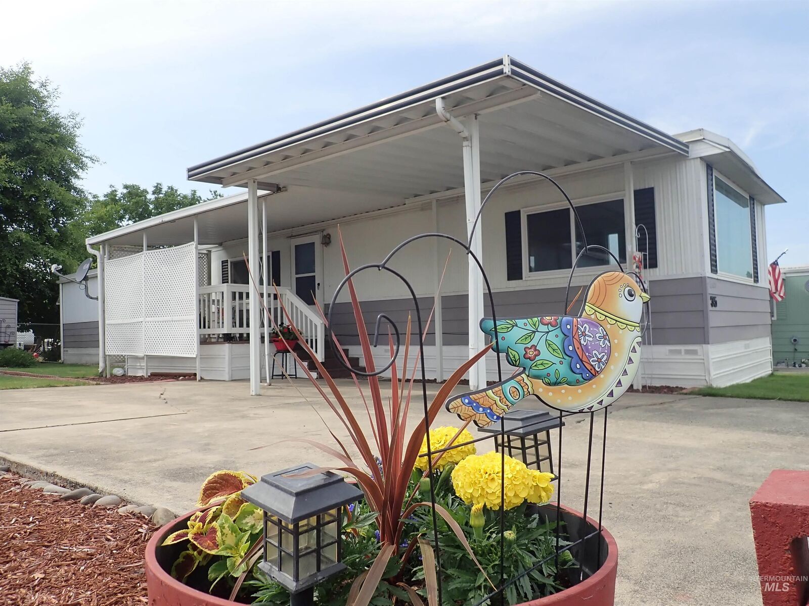 Property Photo:  515 Warner Ave 35  ID 83501 