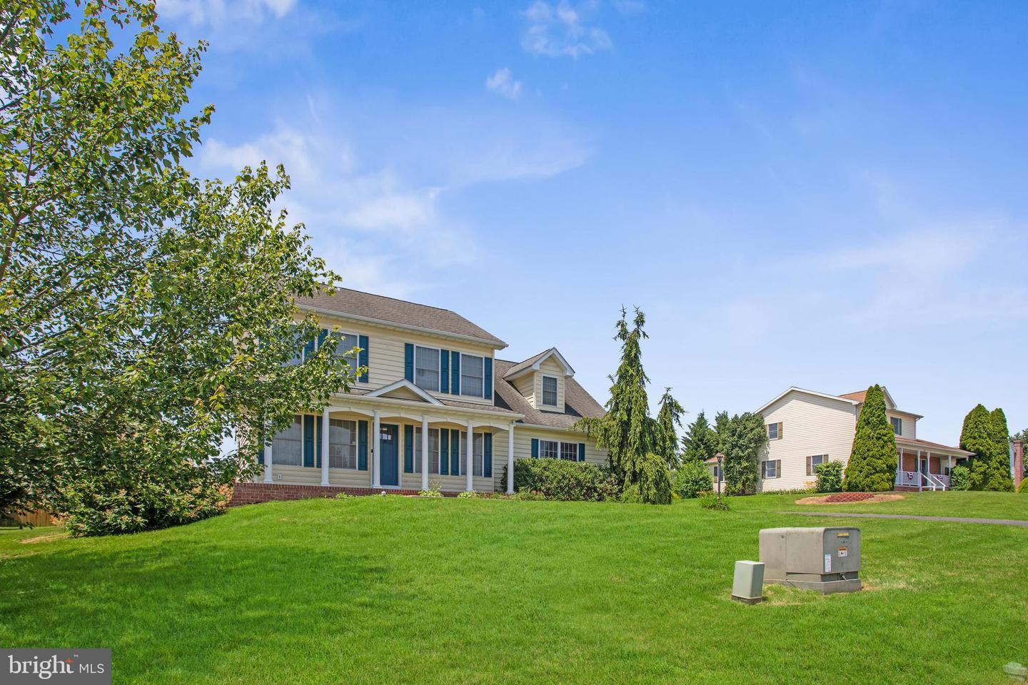 Property Photo:  8 Sunshine Avenue  PA 17325 