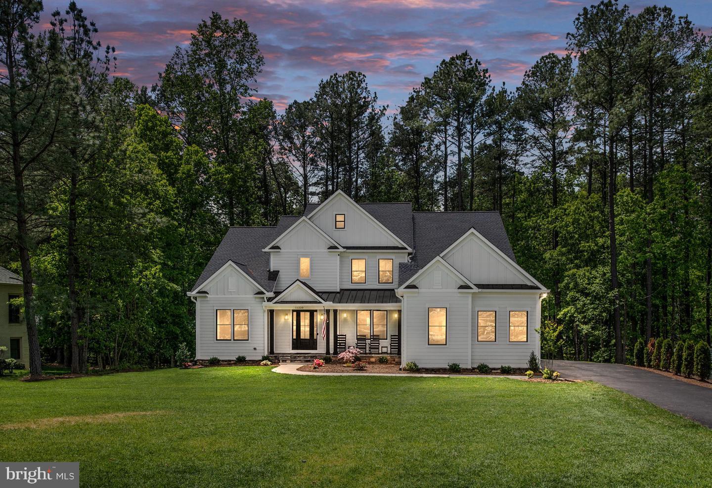 Property Photo: 103 Wateredge Lane VA 22406