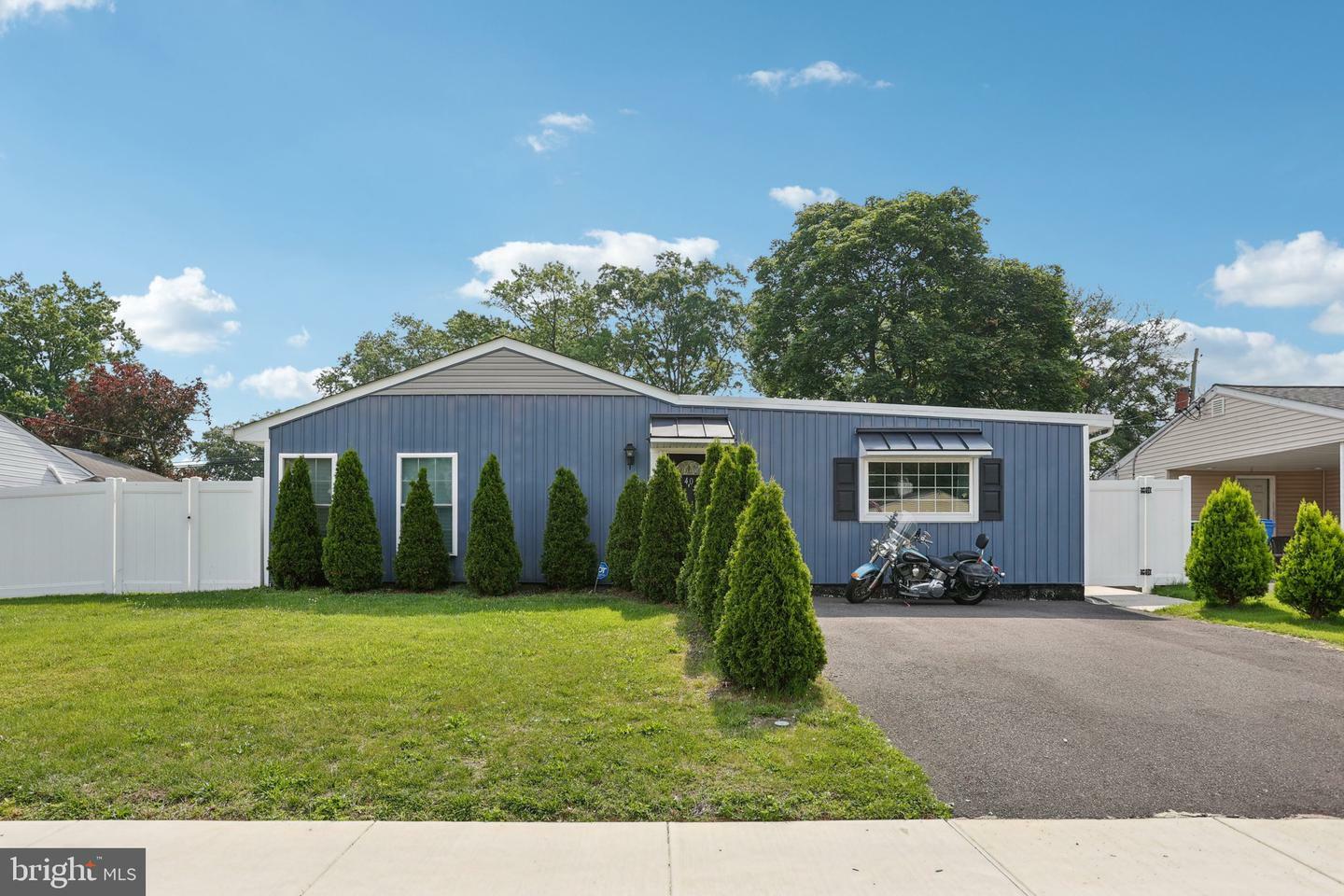 Property Photo: 40 Openwood Lane PA 19055