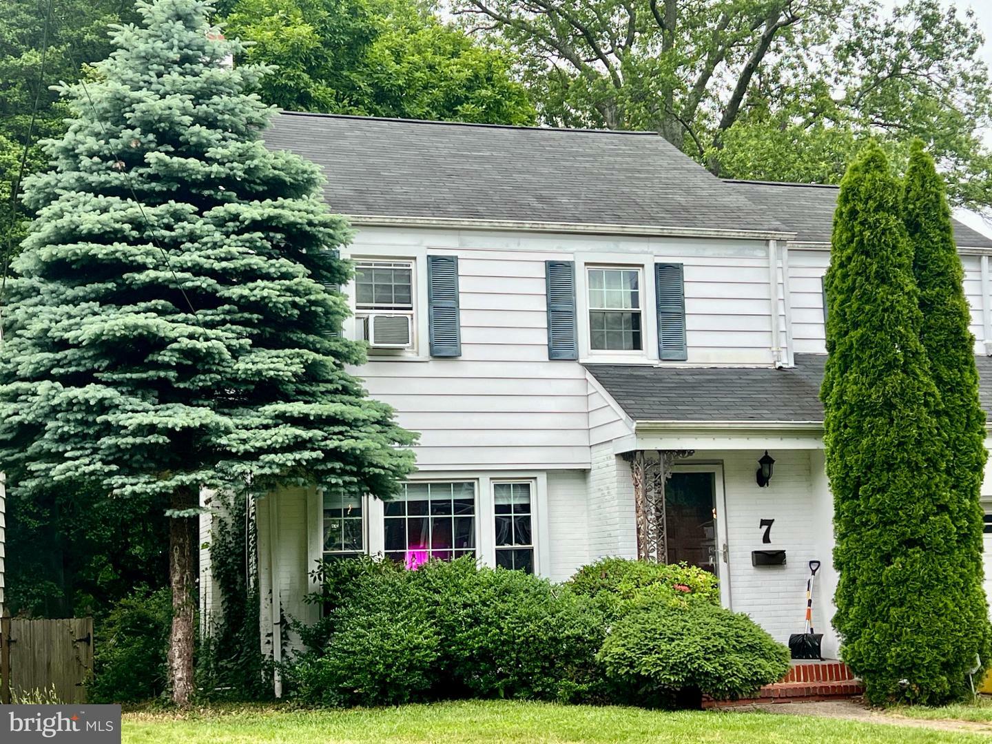 7 Pershing Avenue  Ewing NJ 08618 photo