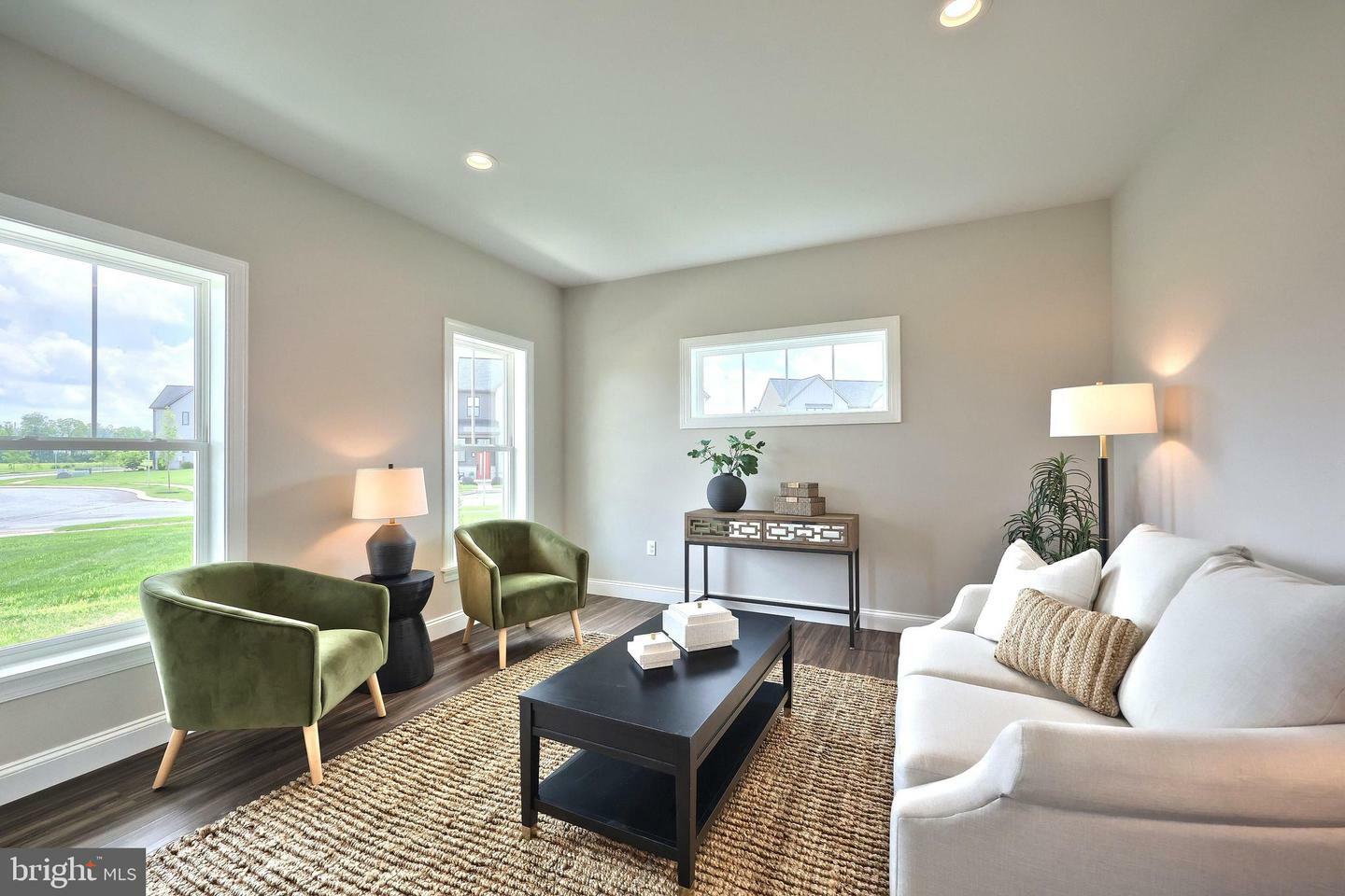 Property Photo:  501 Estate Drive  PA 17055 