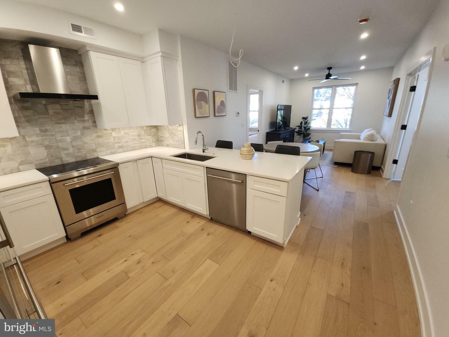 Property Photo: 8610 Evergreen Place 100 PA 19118