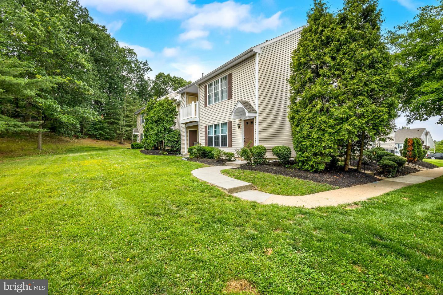 Property Photo: 324 Surrey Court NJ 08080