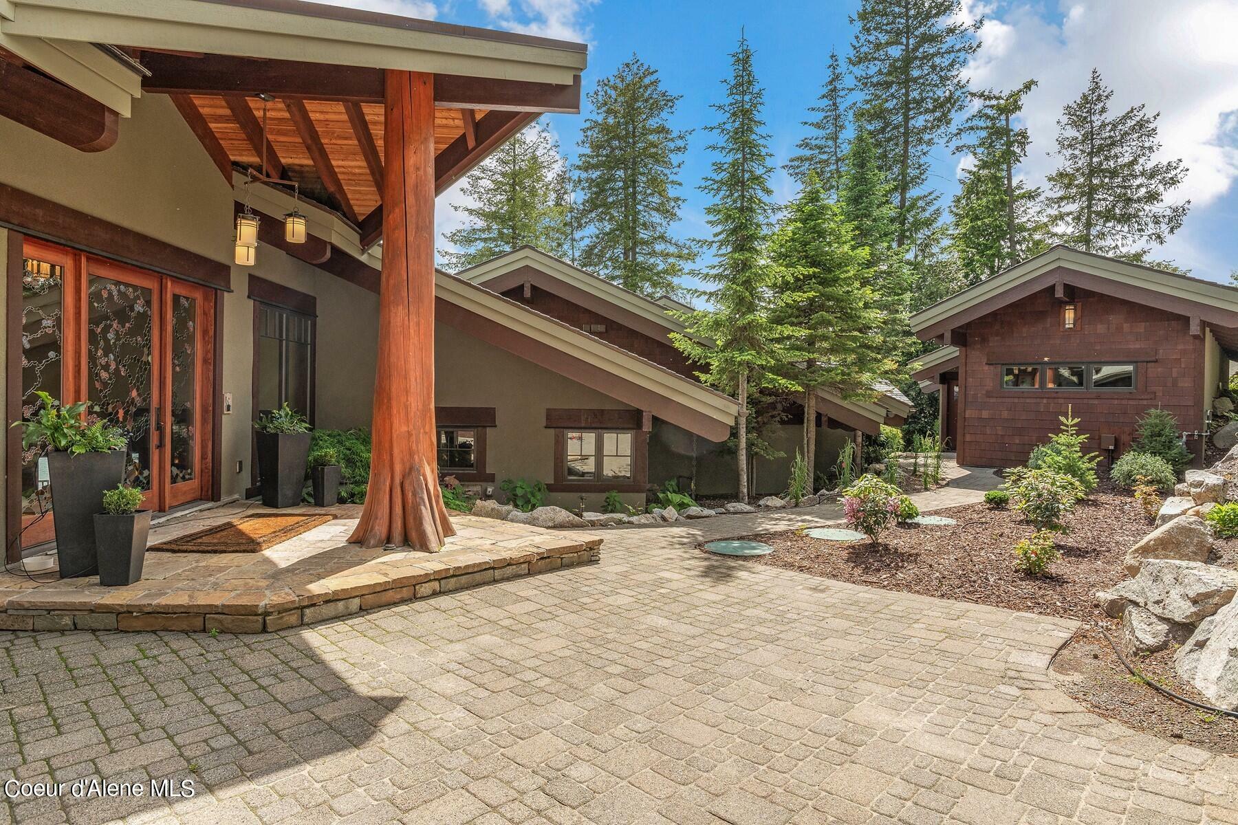 Property Photo:  203 Shannon Lane  ID 83825 