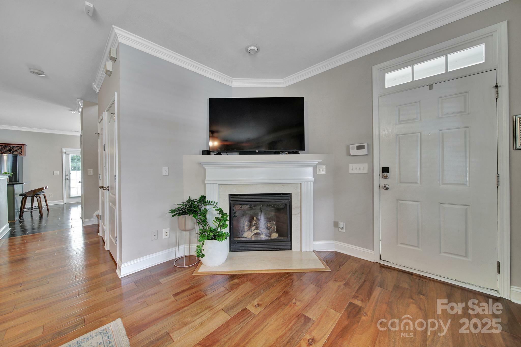 Property Photo: 413 Hurston Circle NC 28208