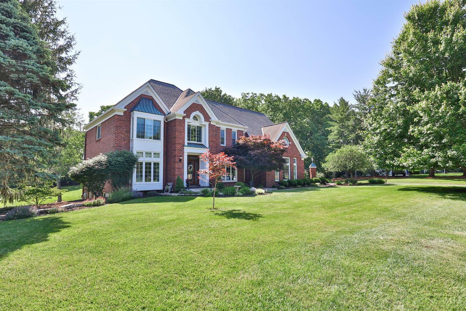 Property Photo: 6627 Saddlebrook Court OH 45140
