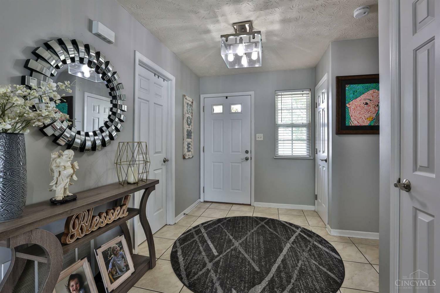 Property Photo:  11 Green Meadow Court  OH 45005 