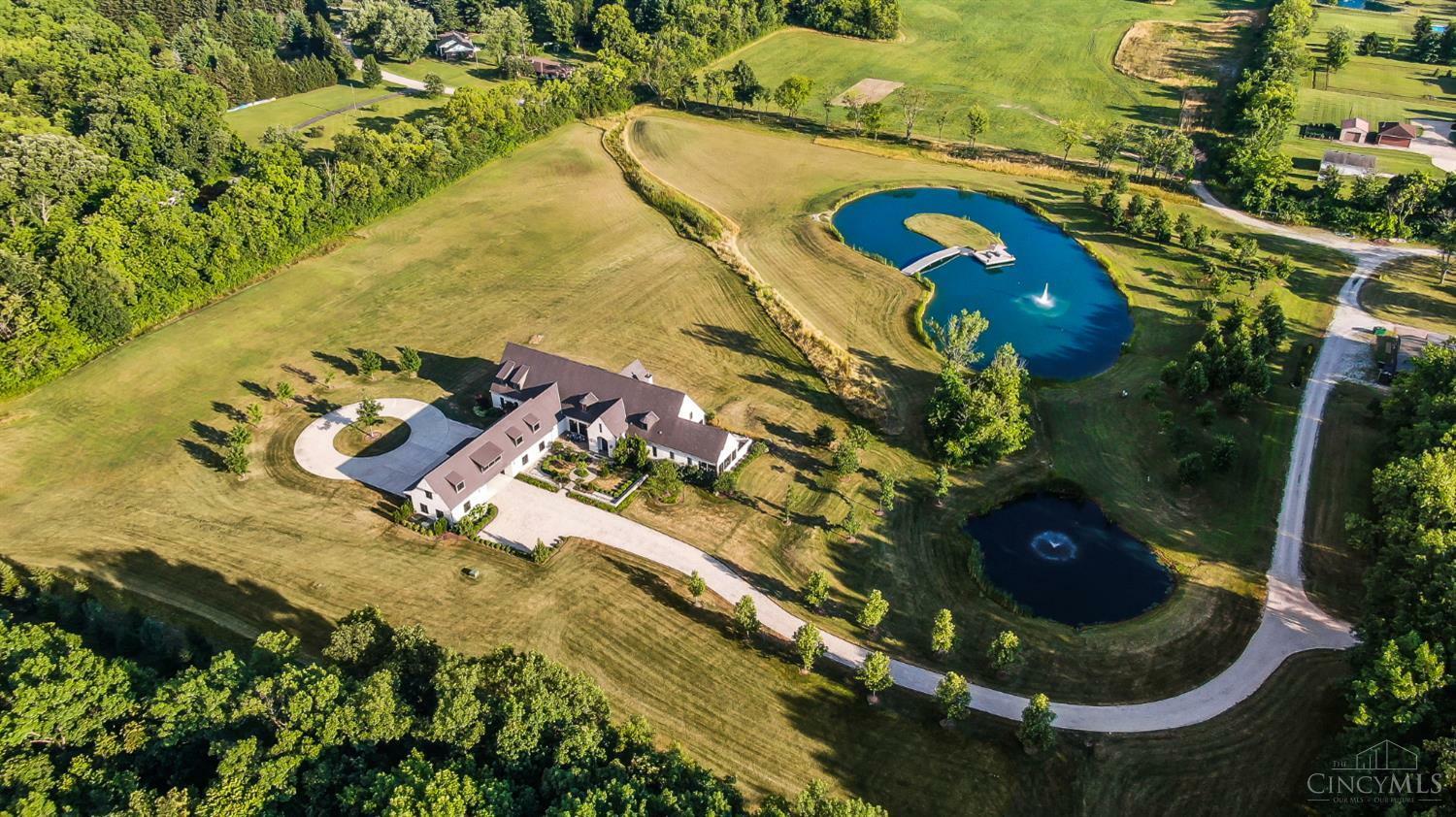 Property Photo: 7940 Bunnell Hill OH 45066