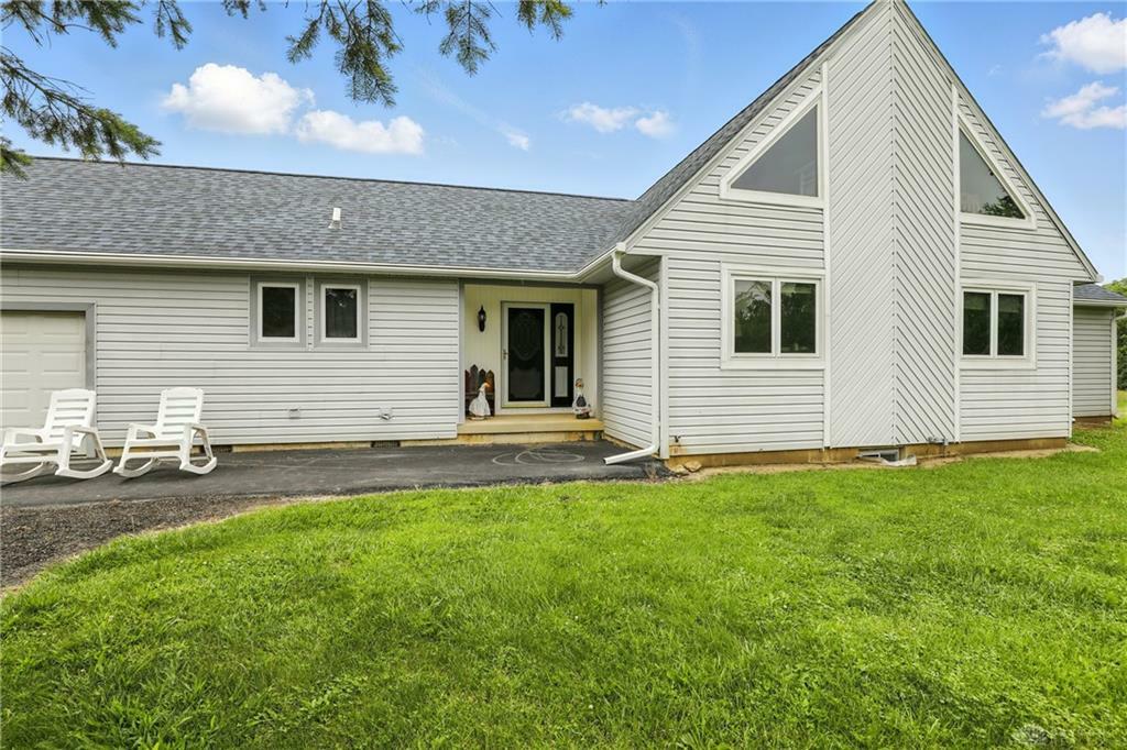 Property Photo: 15600 Dechant Road OH 45325
