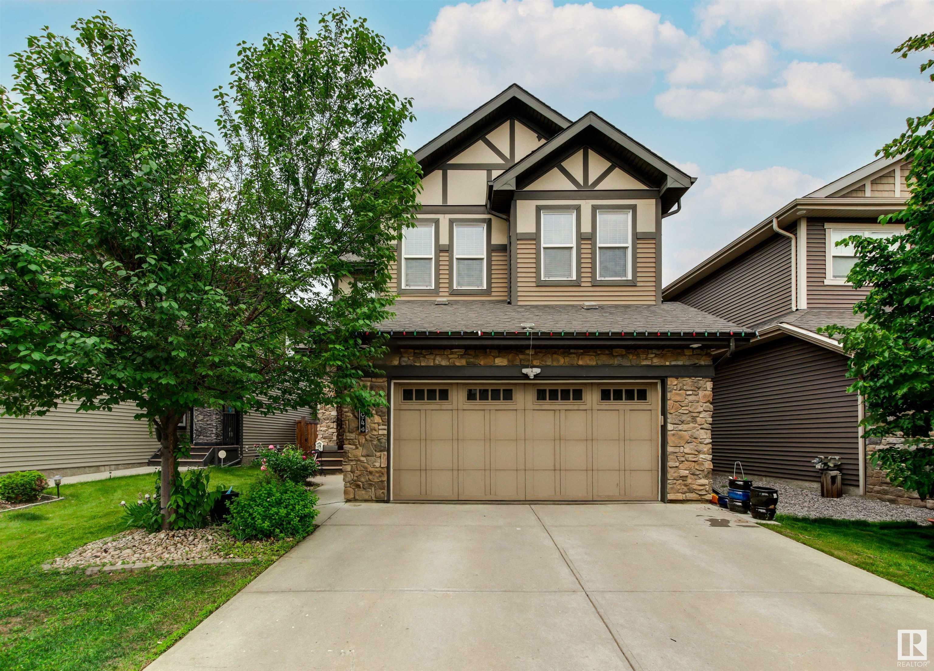 8804 217 Street NW  Edmonton AB T5T 4R4 photo
