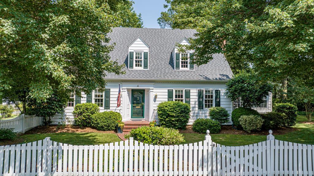 Property Photo: 4 Onancock St VA 23417