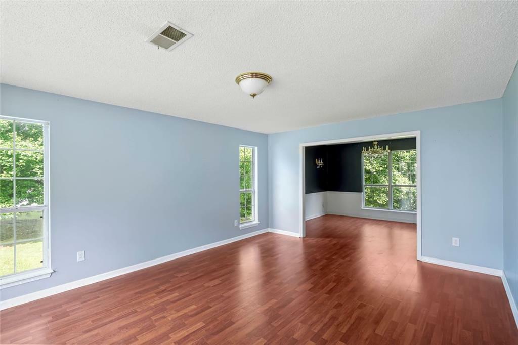 Property Photo: 1553 Smithson Court GA 30058
