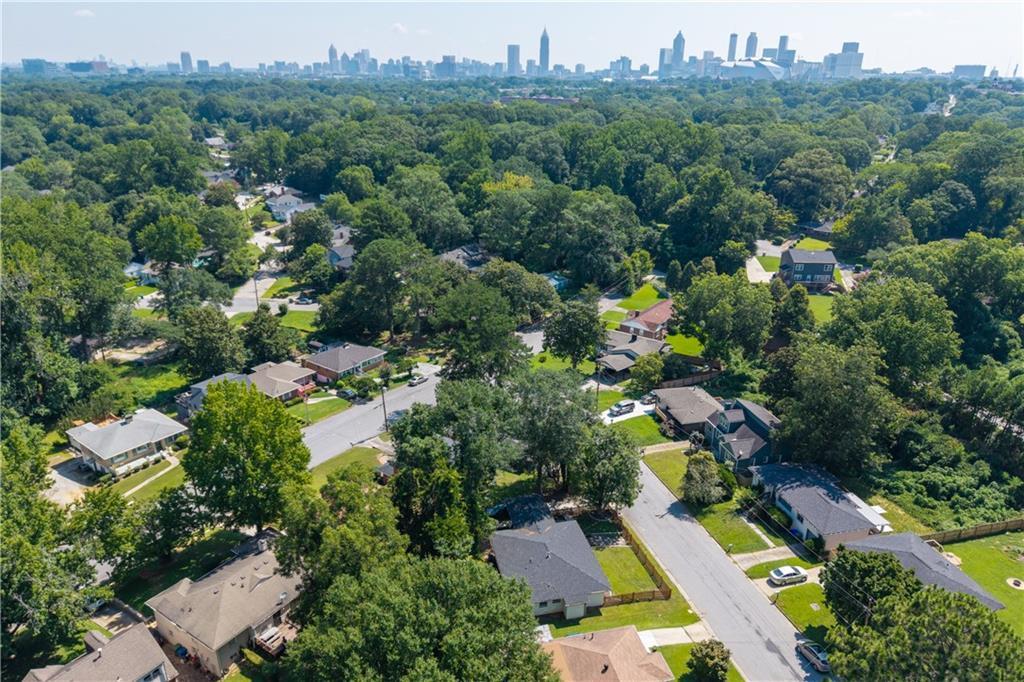 Property Photo: 1261 Calhoun Terrace SW GA 30314