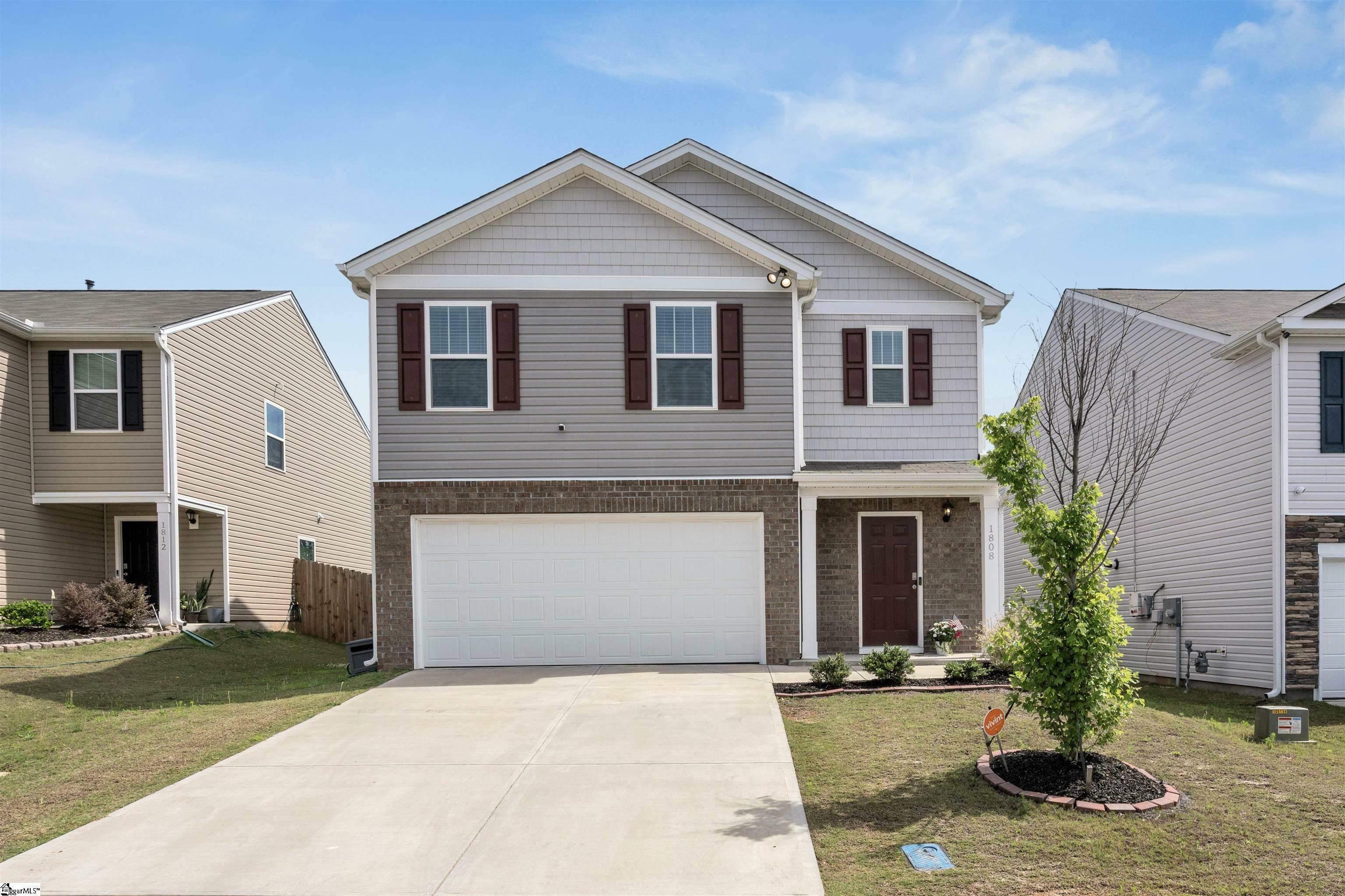 Property Photo: 1808 Bridle Lane SC 29376
