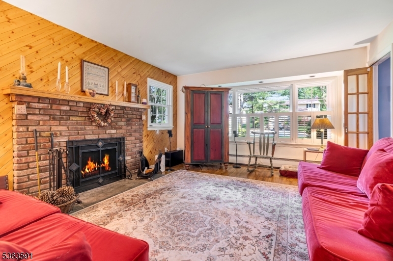 Property Photo: 119 Buckingham Dr NJ 07446