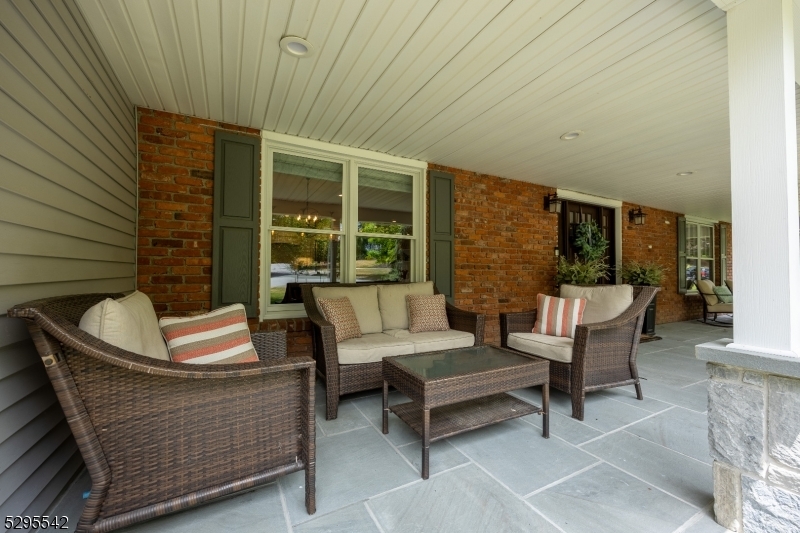 Property Photo:  18 Marguerite Ln  NJ 07082 