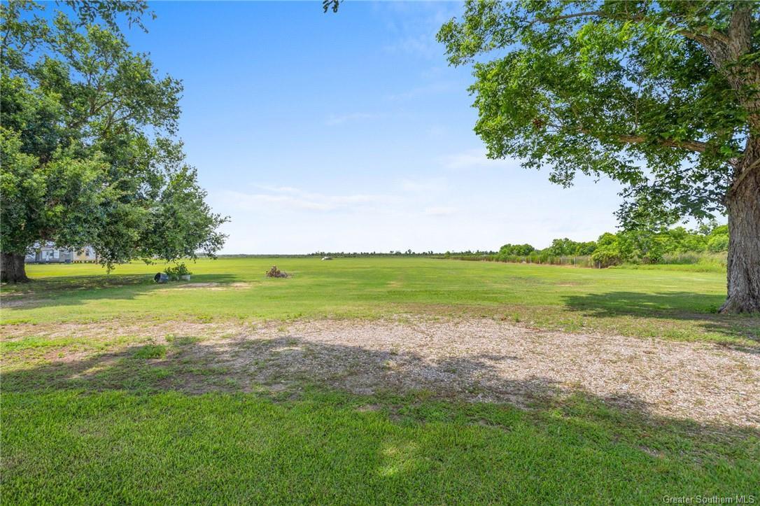 Property Photo: 1232 Highway 384 Highway LA 70607