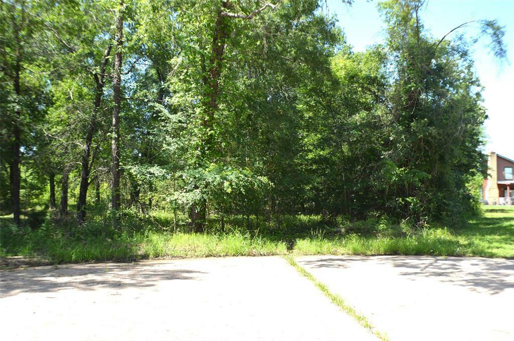 Property Photo: Tbd Bending Oaks Lane TX 77351