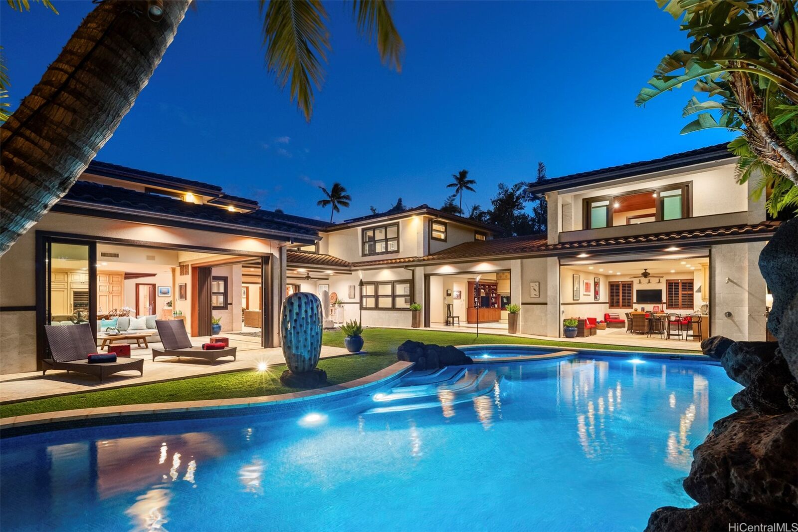 Property Photo:  4462 Kahala Avenue  HI 96816 