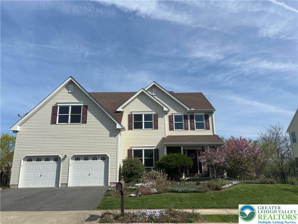 Property Photo:  21 Millbrook Court  PA 18045 
