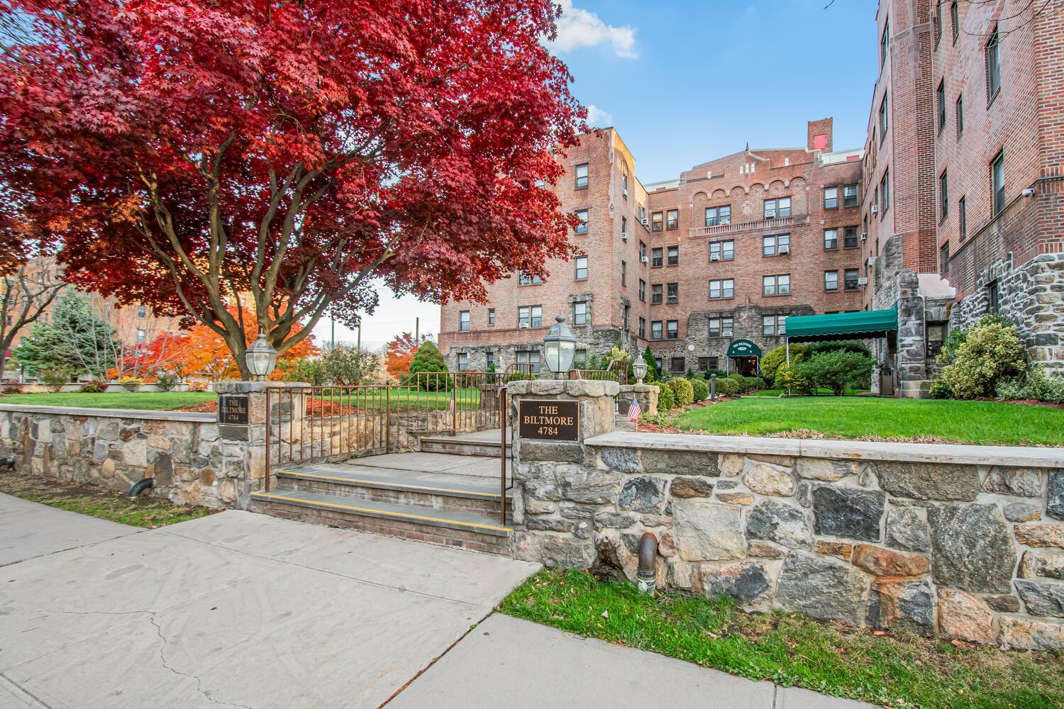 Property Photo: 4784 Boston Post C54 NY 10803