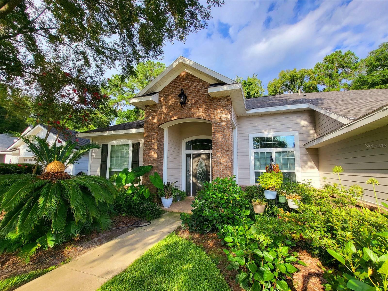 Property Photo: 929 SW 83rd Terrace FL 32607