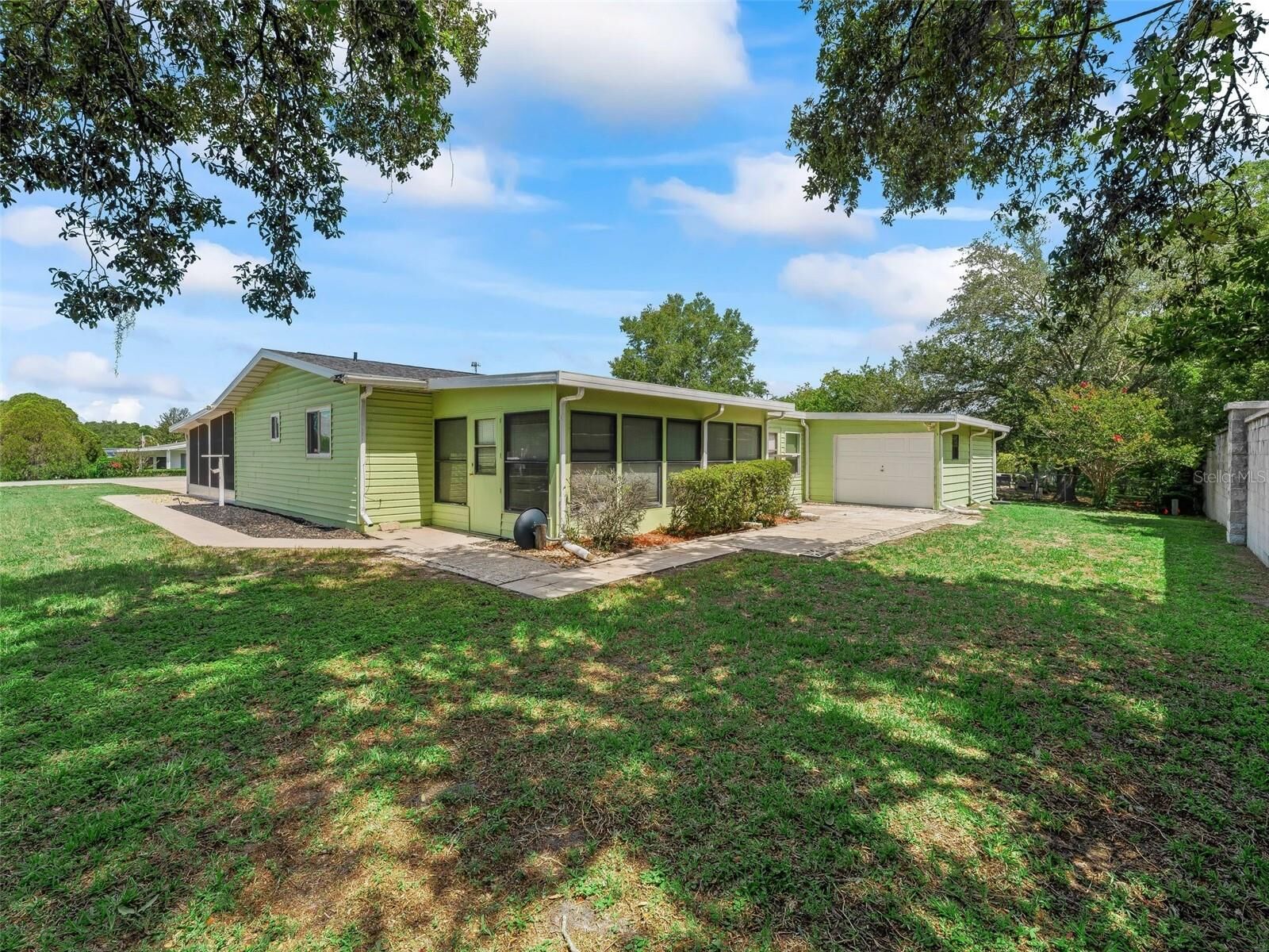 Property Photo:  10161 SW 87th Terrace  FL 34481 