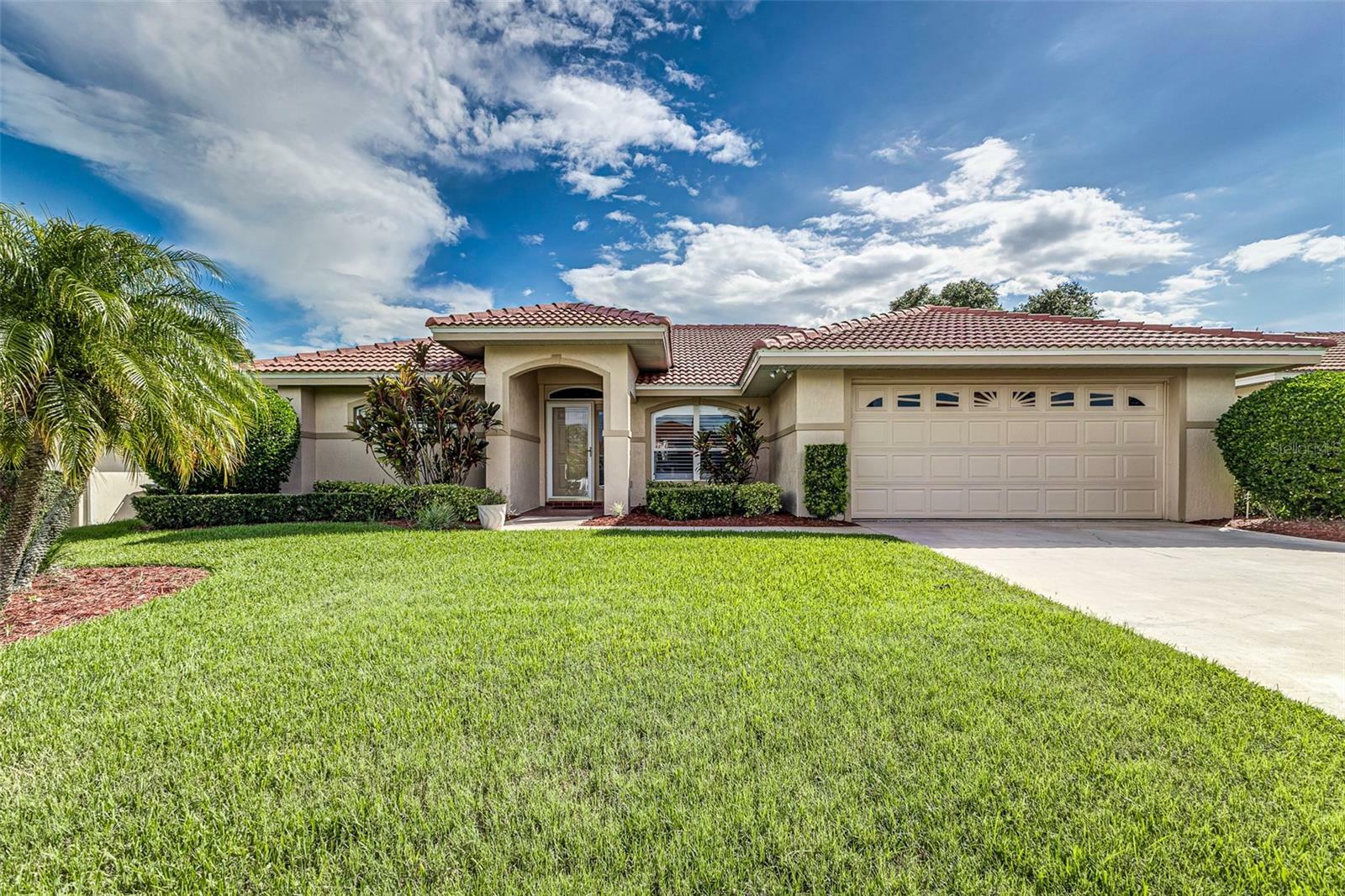 Property Photo: 104 Morning Glory Circle FL 33884