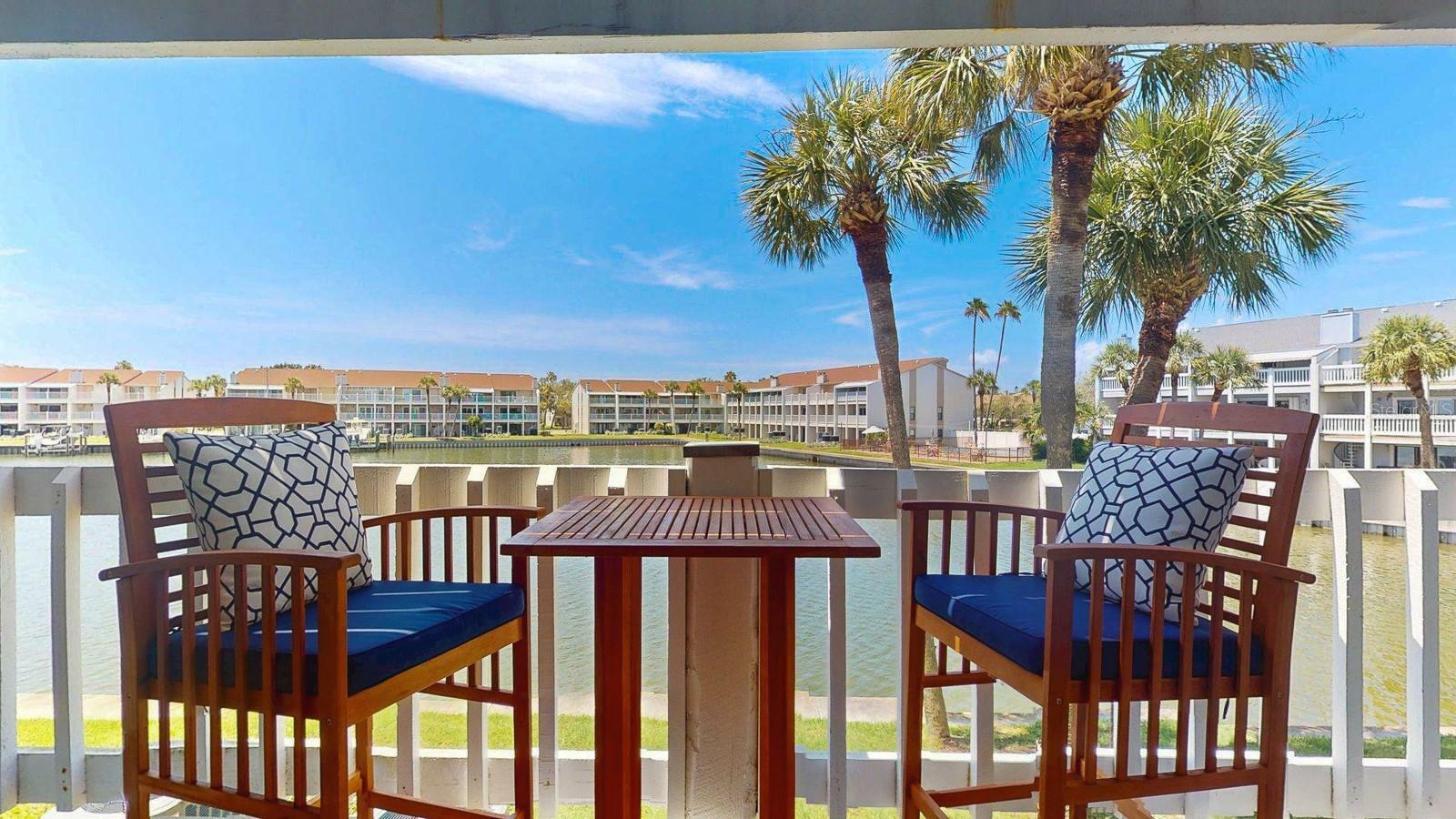 Property Photo: 12132 Capri Circle S FL 33706