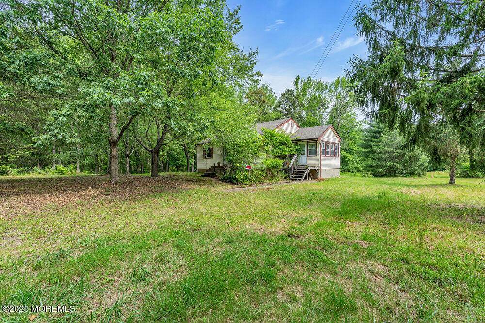 Property Photo:  211 E Greystone Road  NJ 08857 