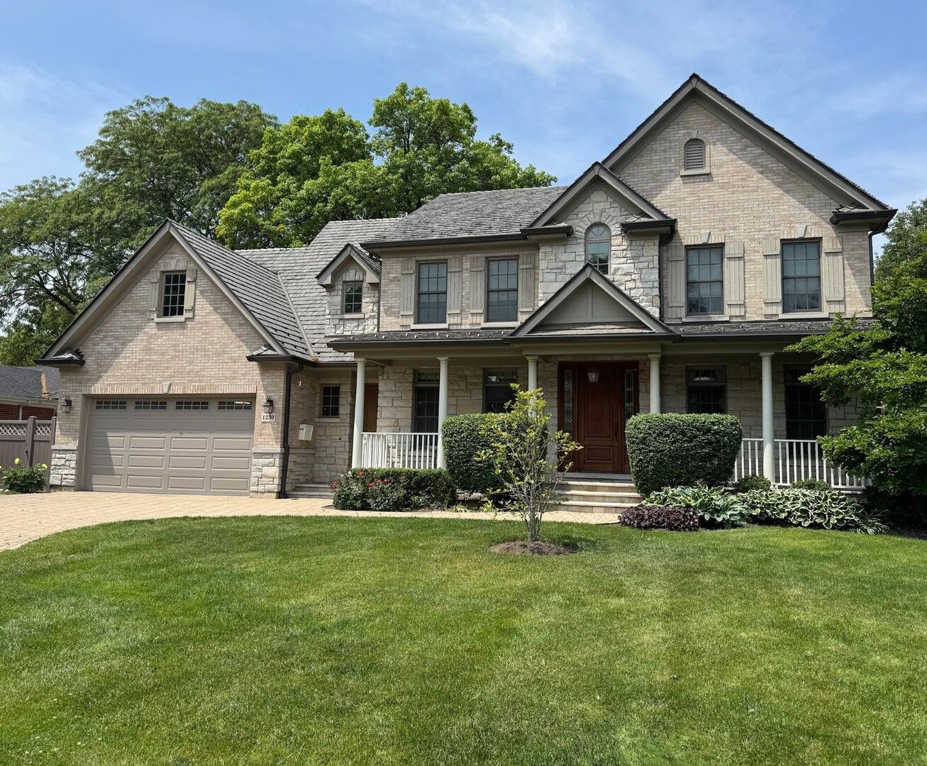 Property Photo:  1230 Canterbury Lane  IL 60025 