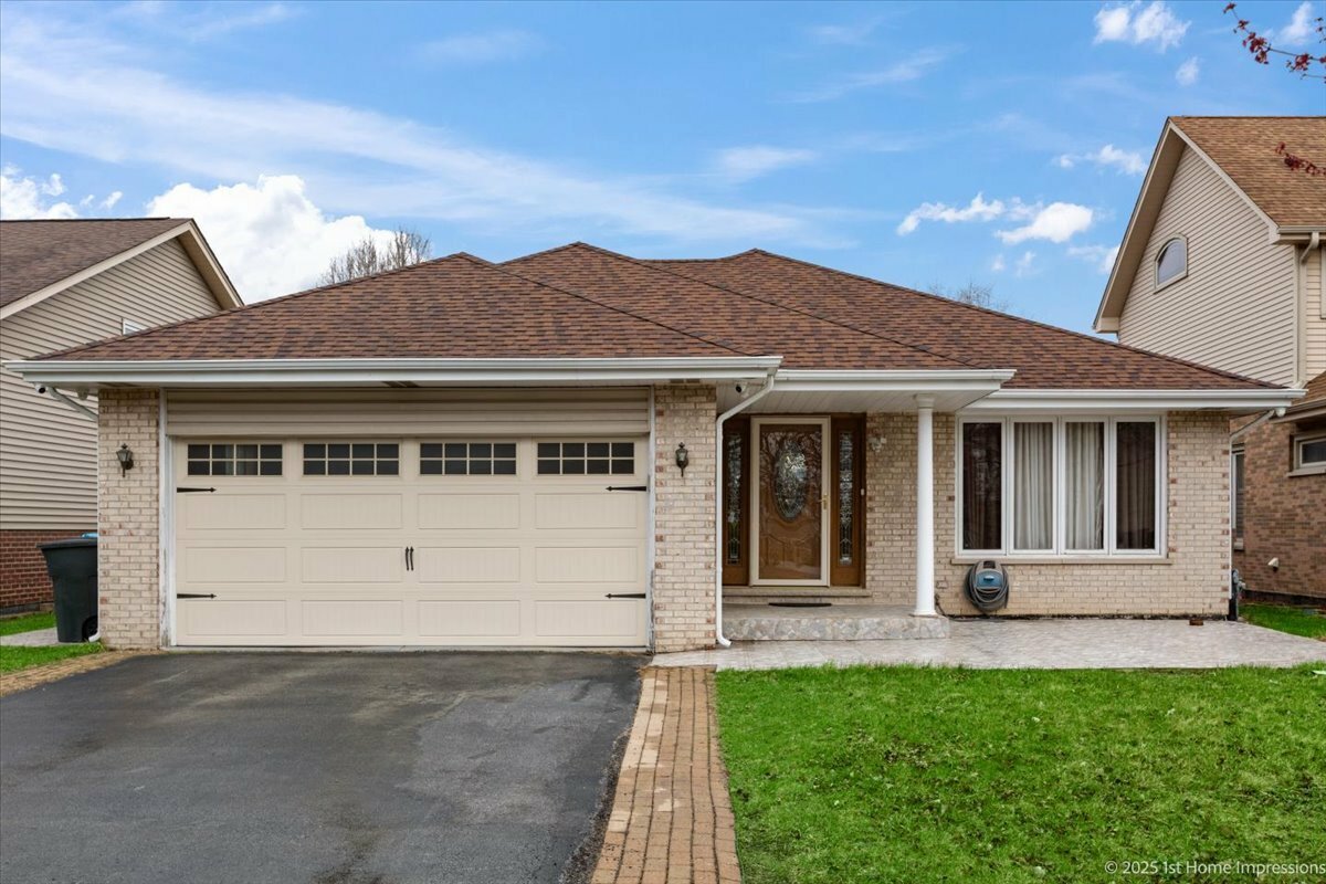 Property Photo:  5316 W Mint Julip Drive  IL 60803 