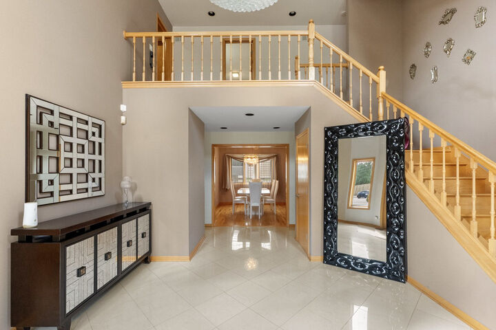 Property Photo: 1580 Webster Lane IL 60018