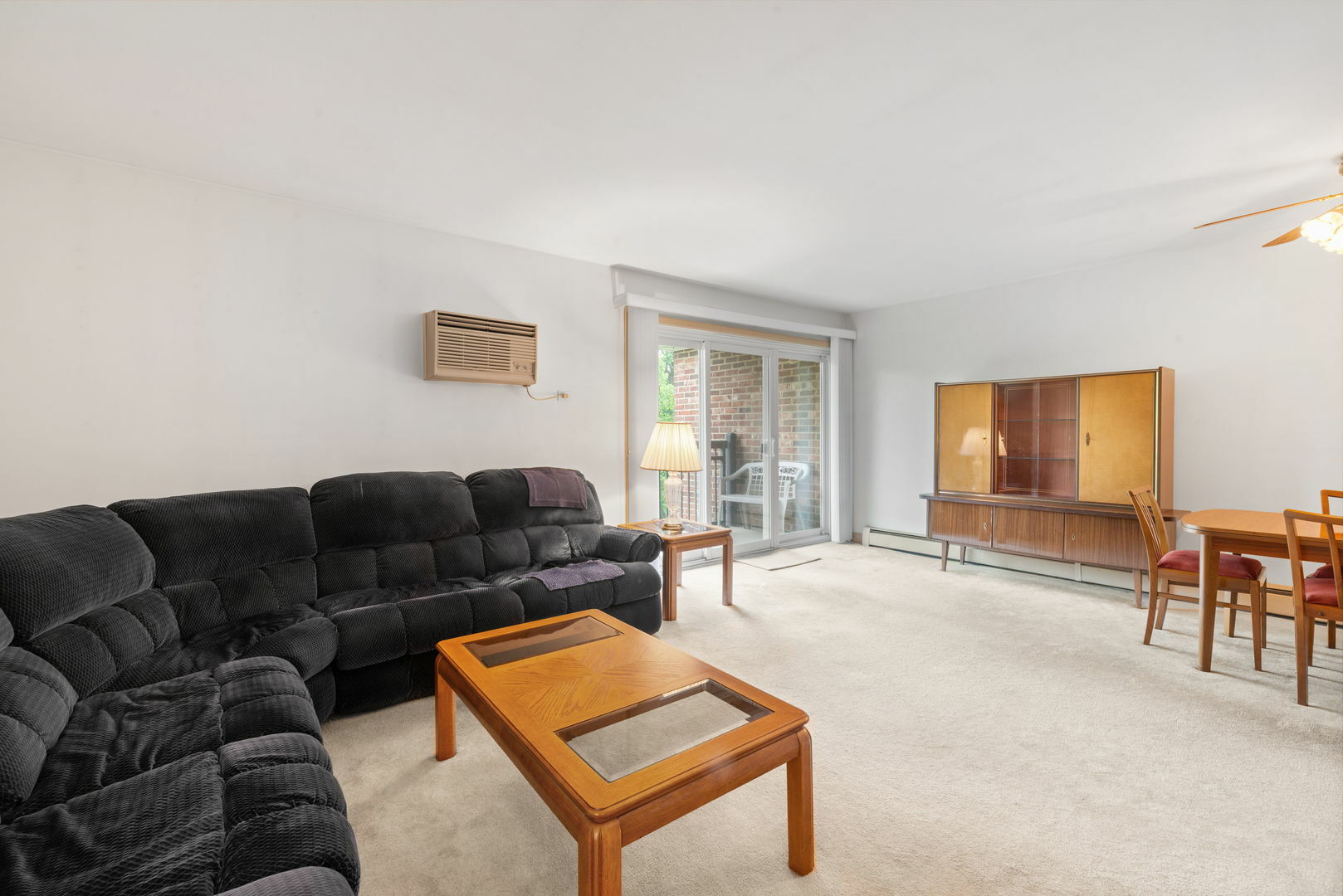 Property Photo: 4133 Saratoga Avenue B222 IL 60515