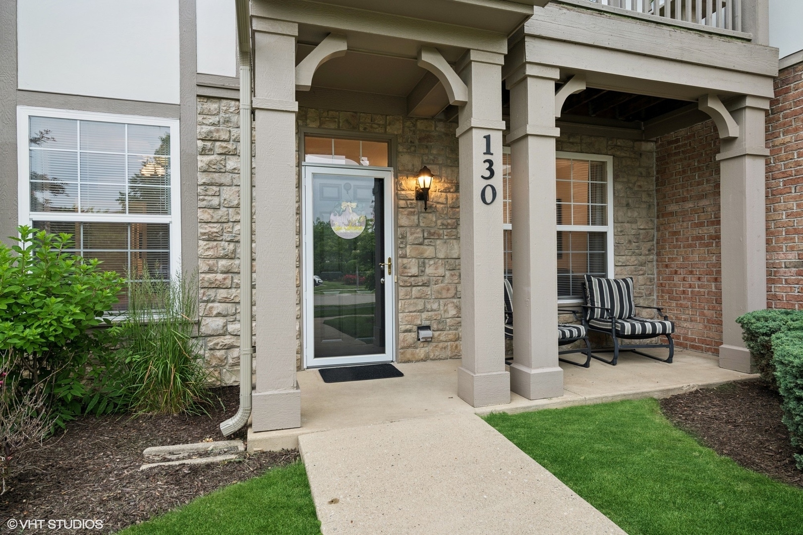 Property Photo: 260 Rosehall Drive 130 IL 60047