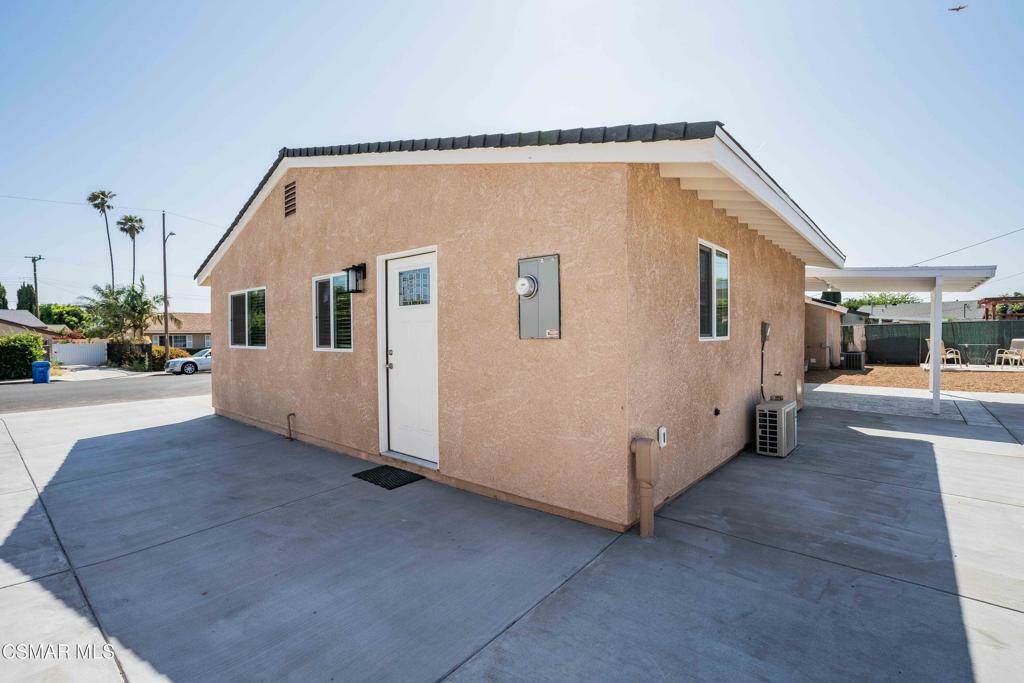 Property Photo: 1227 Alexander Street CA 93065